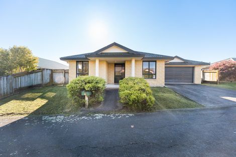 Photo of property in 12 Logan Views, Kelvin Grove, Palmerston North, 4414