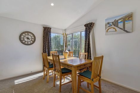 Photo of property in 62 Downing Street, Crofton Downs, Wellington, 6035