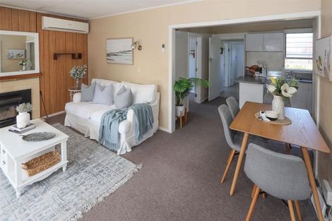 Photo of property in 14 Charles Road, Hannahs Bay, Rotorua, 3010