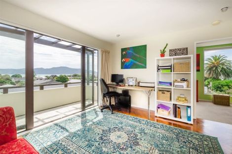 Photo of property in 21 Ocean Road, Paraparaumu Beach, Paraparaumu, 5032