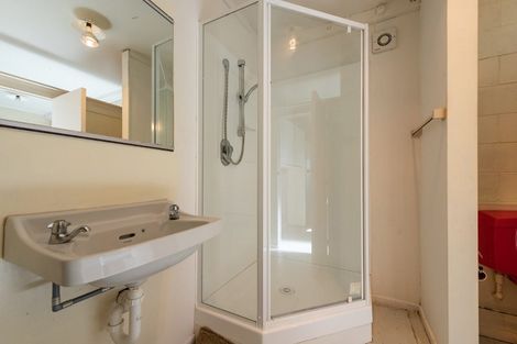 Photo of property in 3 Chamberlain Road, Karori, Wellington, 6012