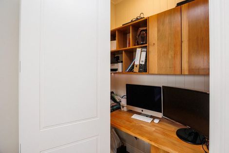 Photo of property in 44 Vaucluse Heights, Fitzherbert, Palmerston North, 4410