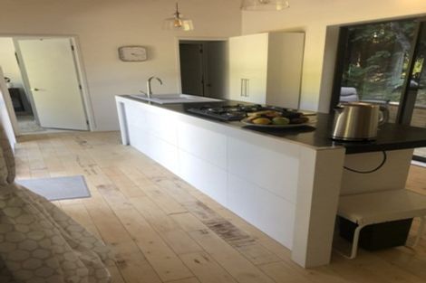 Photo of property in 25 Kennedy Avenue, Forrest Hill, Auckland, 0620