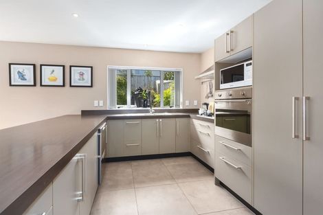 Photo of property in 6 Sumner Terrace, Aotea, Porirua, 5024