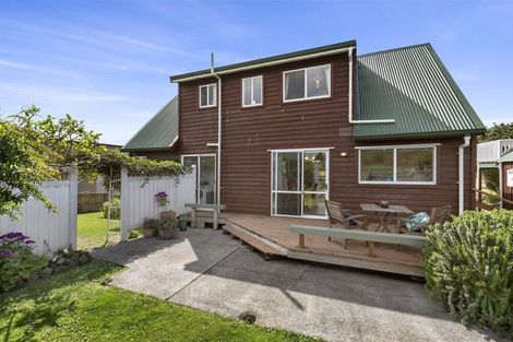 Photo of property in 7 Puriri Street, Raglan, 3225