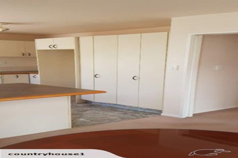 Photo of property in 12 Pikitanga Close, Tawa, Wellington, 5028