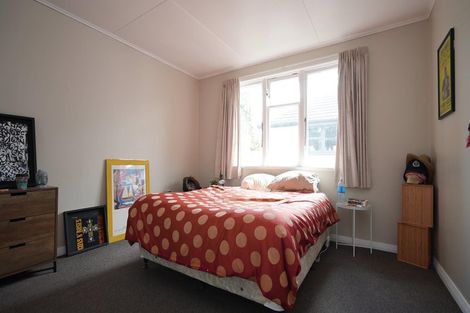 Photo of property in 57a Crewe Crescent, Hokowhitu, Palmerston North, 4410