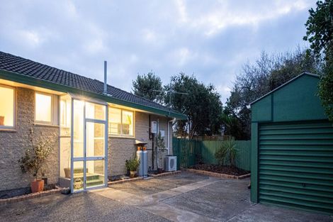 Photo of property in 2/121a Estuary Road, South New Brighton, Christchurch, 8062