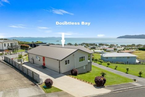Photo of property in 16 Midgard Road, Coopers Beach, 0420