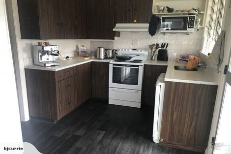 Photo of property in 24 Kent Crescent, Awapuni, Palmerston North, 4412