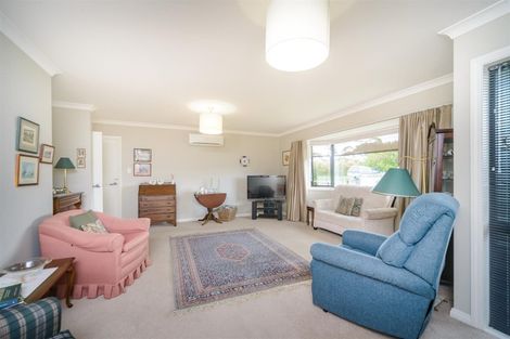 Photo of property in 12 Barnett Drive, Marton, 4710