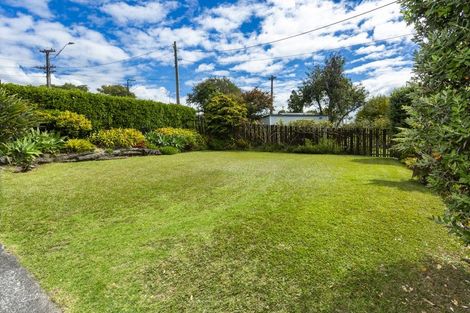 Photo of property in 64 Eskdale Road, Birkdale, Auckland, 0626