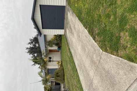 Photo of property in 18 Checketts Place, Papamoa Beach, Papamoa, 3118