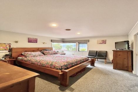 Photo of property in 34 Birkinshaw Grove, Riverstone Terraces, Upper Hutt, 5018