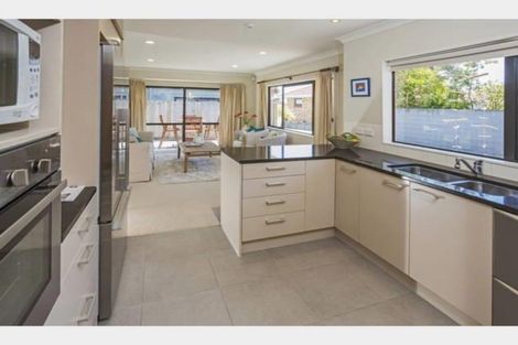 Photo of property in 10a Waller Avenue, Bucklands Beach, Auckland, 2012