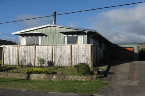 Photo of property in 53 Dale Road, Raumati South, Paraparaumu, 5032