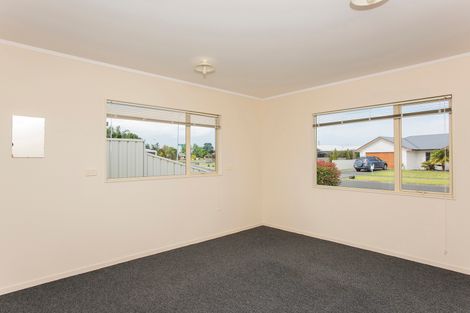Photo of property in 19 Margaret Place Lytton West Gisborne District
