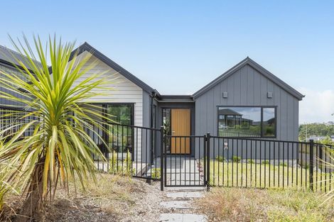 Photo of property in 6 Akau Lane, Wainui, 0992