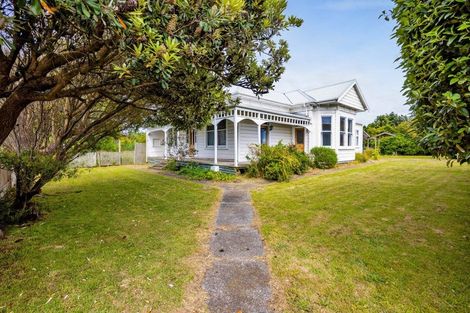 Photo of property in 14 Albany Street, Patea, 4520