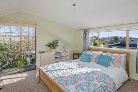 Photo of property in 41 Belvedere Avenue, Waikanae, 5036