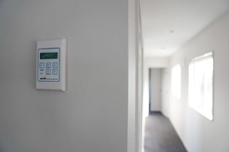 Photo of property in 13 Gala Place, Henderson, Auckland, 0612