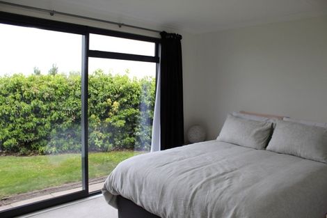 Photo of property in 15 South Road, Kensington, Dunedin, 9011