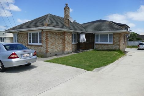 Photo of property in 16 Lunn Avenue, Mount Wellington, Auckland, 1072