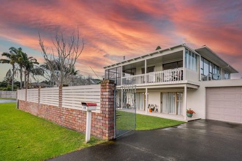 Photo of property in 74 Laurence Street, Manly, Whangaparaoa, 0930