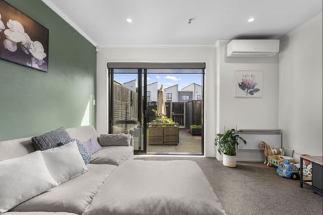 Photo of property in 14 Malcolm Calder Road, Hobsonville, Auckland, 0616