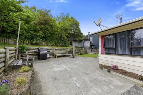 Photo of property in 112 Norana Road, Timberlea, Upper Hutt, 5018