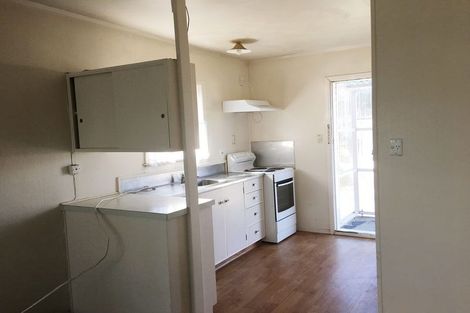 Photo of property in 28 Landscape Road, Papatoetoe, Auckland, 2025