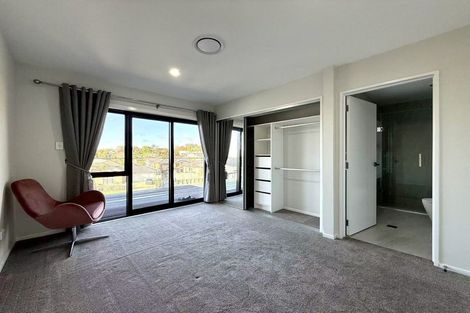 Photo of property in 4 Tawapou Close, Massey, Auckland, 0614