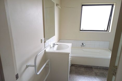 Photo of property in 6 Belle Maison Court, Levin, 5510