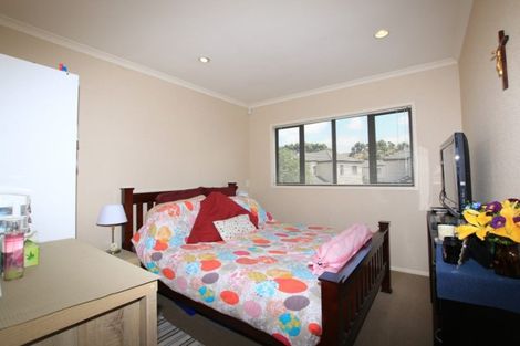 Photo of property in 80 Skip Lane, East Tamaki, Auckland, 2013