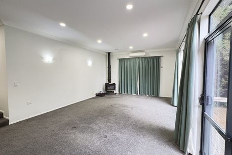 Photo of property in 30 Royal View Road, Te Atatu South, Auckland, 0610