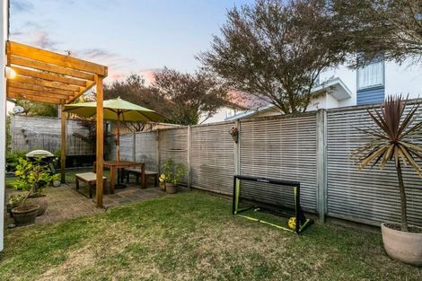 Photo of property in 11/48 Schnapper Rock Road, Schnapper Rock, Auckland, 0632