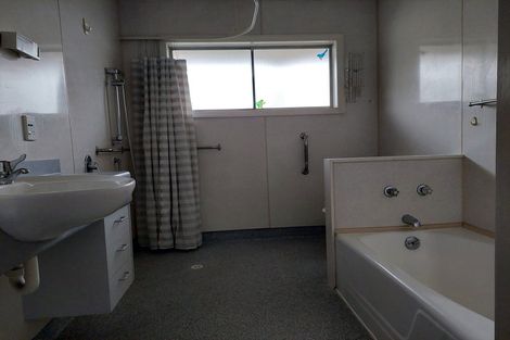 Photo of property in 284 Kennedy Road, Onekawa, Napier, 4110