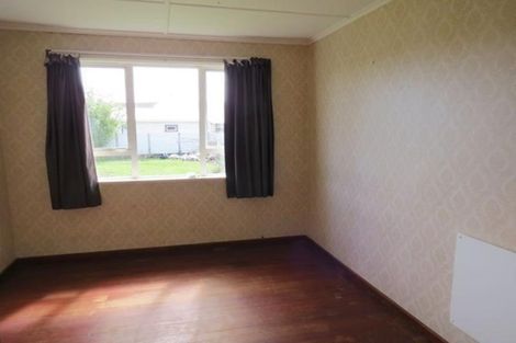 Photo of property in 25 Drake Street, Vogeltown, New Plymouth, 4310