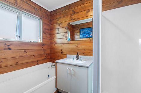 Photo of property in 5 Amethyst Place, Pukehangi, Rotorua, 3015