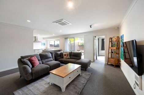 Photo of property in 18 Brancaster Place, Cambridge, 3434