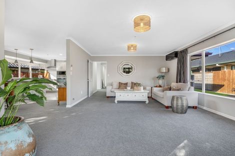 Photo of property in 121 Gloucester Road, Mount Maunganui, 3116