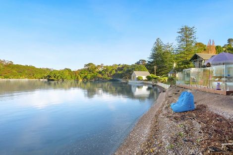 Photo of property in 11 Hope Avenue, Russell, 0202