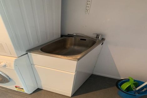 Photo of property in 45 Farnham Street, Mornington, Wellington, 6021