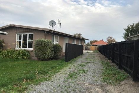 Photo of property in 33 Tuckers Road, Redwood, Christchurch, 8051
