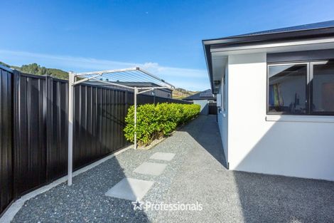 Photo of property in 4 Kerrigan Crescent, Wallaceville, Upper Hutt, 5018
