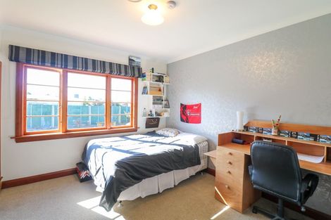 Photo of property in 17 Thackeray Street, Saint Andrews, 7988