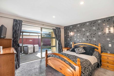 Photo of property in 30 Coronation Street, Rangiora, 7400