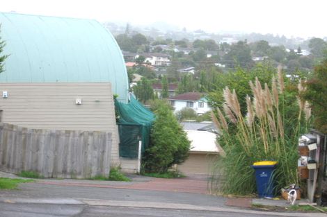 Photo of property in 324i West Coast Road, Glen Eden, Auckland, 0602