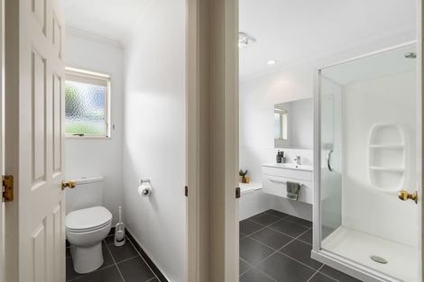 Photo of property in 27 Oteki Park Drive, Welcome Bay, Tauranga, 3112