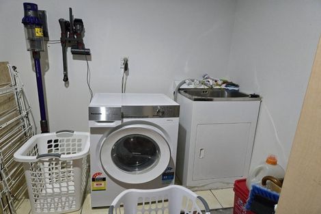 Photo of property in 8/167 Whitney Street, Blockhouse Bay, Auckland, 0600